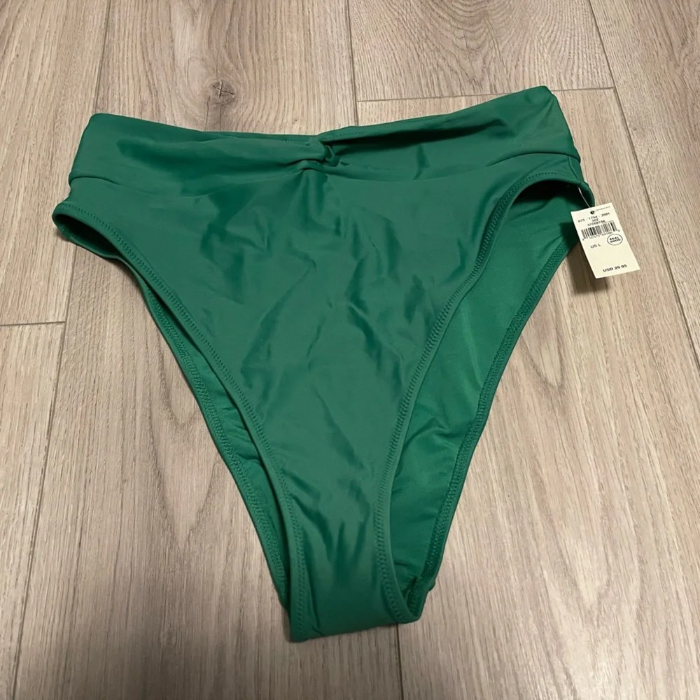 Aerie Two Piece Bathing Suit - Picture 4 of 6